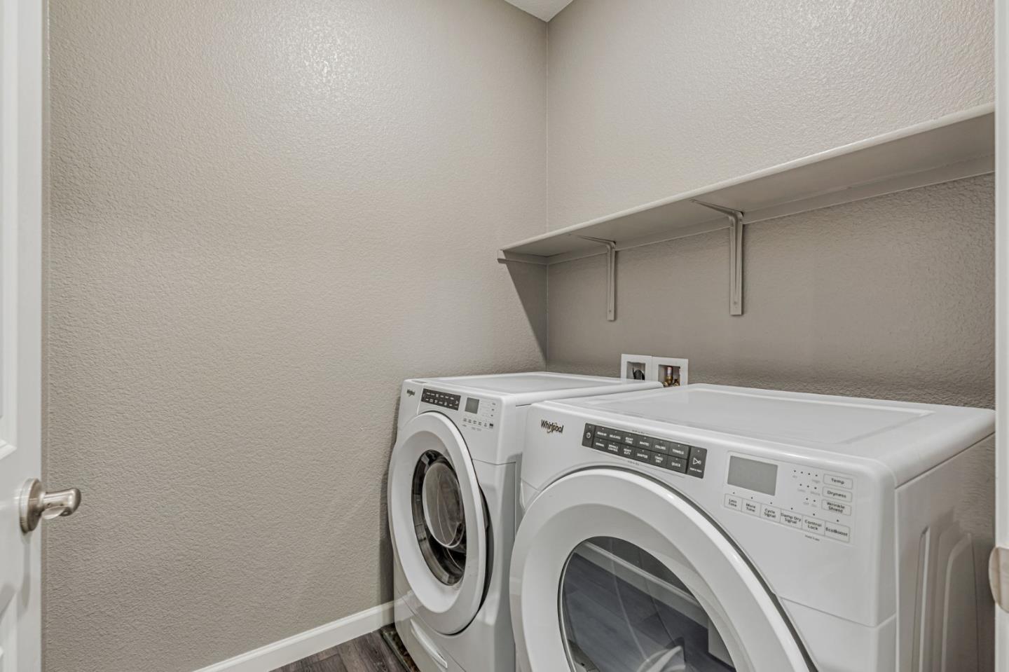 Detail Gallery Image 20 of 25 For 6436 Laguna Seca Ln, Gilroy,  CA 95020 - 3 Beds | 2/1 Baths