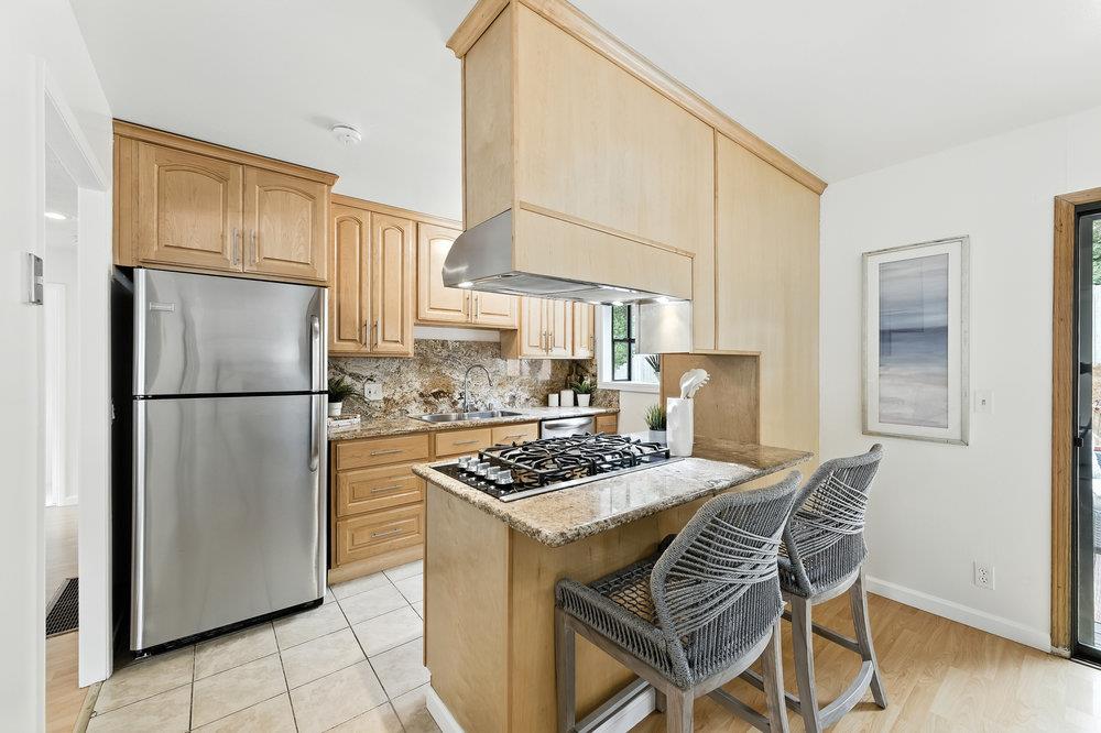 Detail Gallery Image 9 of 42 For 1527 Terra Nova Blvd, Pacifica,  CA 94044 - 3 Beds | 2 Baths