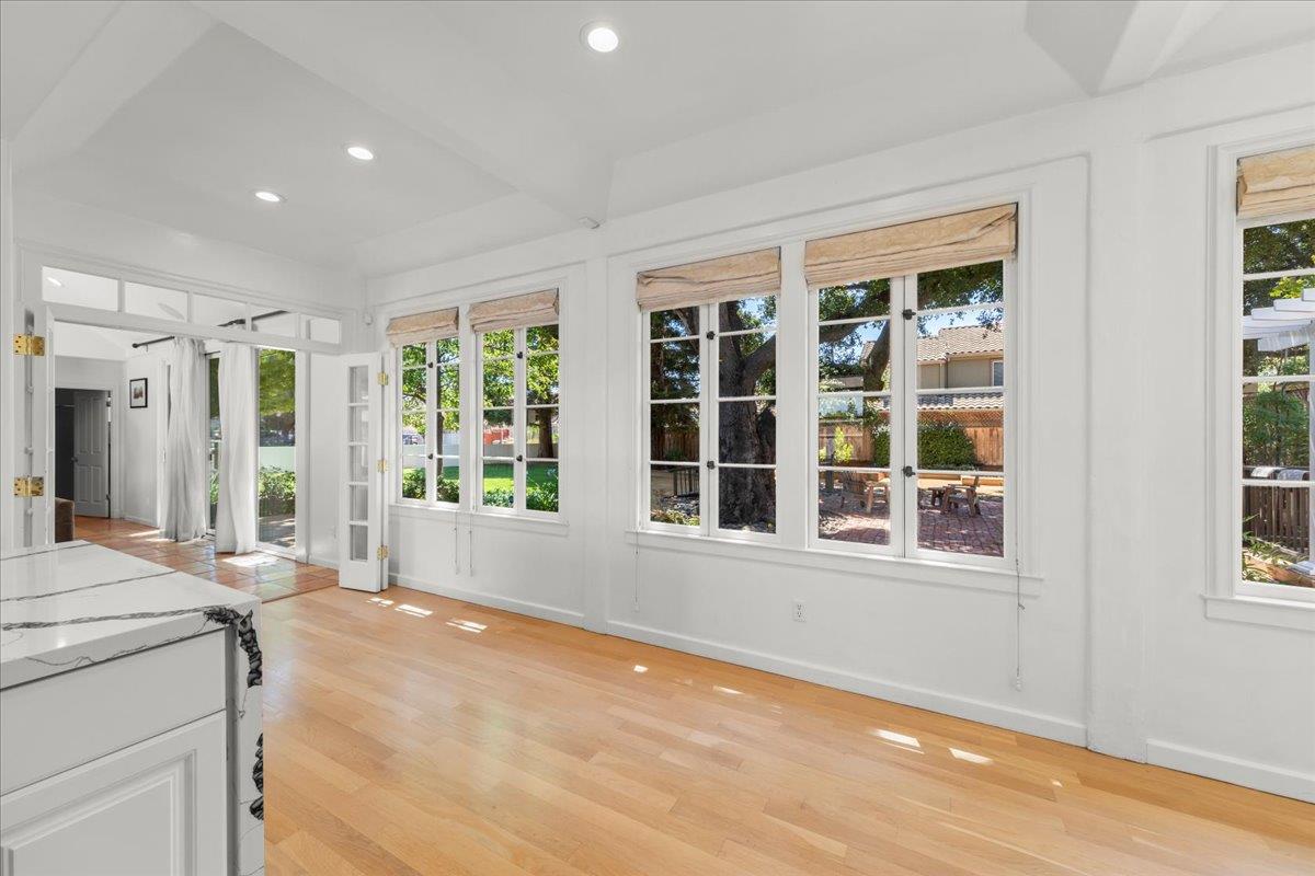 Detail Gallery Image 24 of 58 For 16995 Pine Way, Morgan Hill,  CA 95037 - 5 Beds | 3/1 Baths