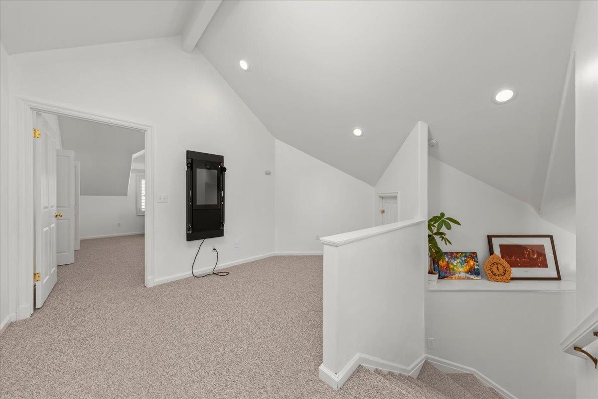 Detail Gallery Image 29 of 58 For 16995 Pine Way, Morgan Hill,  CA 95037 - 5 Beds | 3/1 Baths