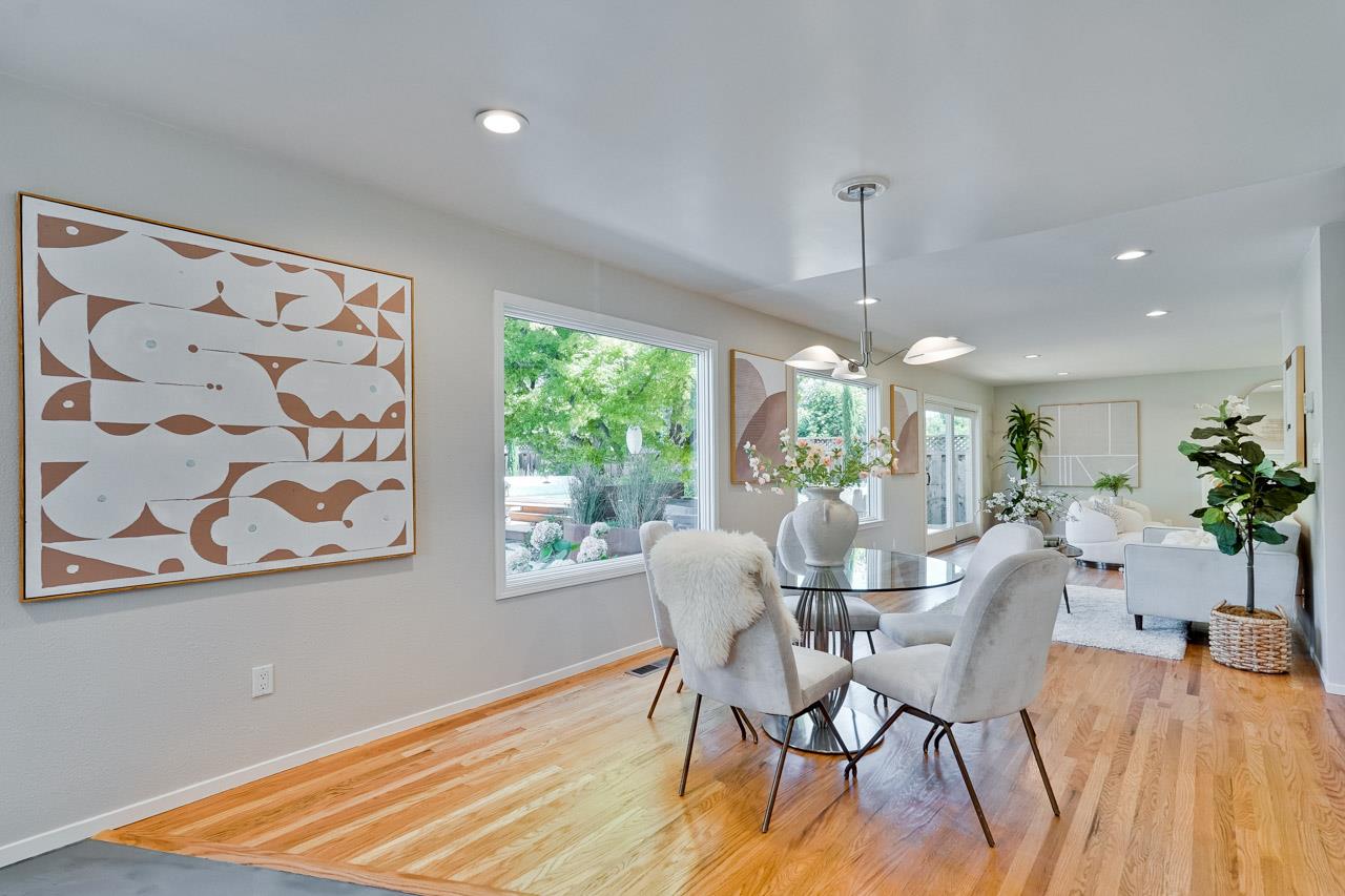 Detail Gallery Image 12 of 80 For 8107 Hyannisport Dr, Cupertino,  CA 95014 - 6 Beds | 3 Baths
