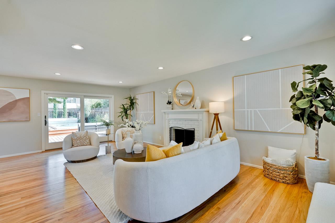 Detail Gallery Image 8 of 80 For 8107 Hyannisport Dr, Cupertino,  CA 95014 - 6 Beds | 3 Baths