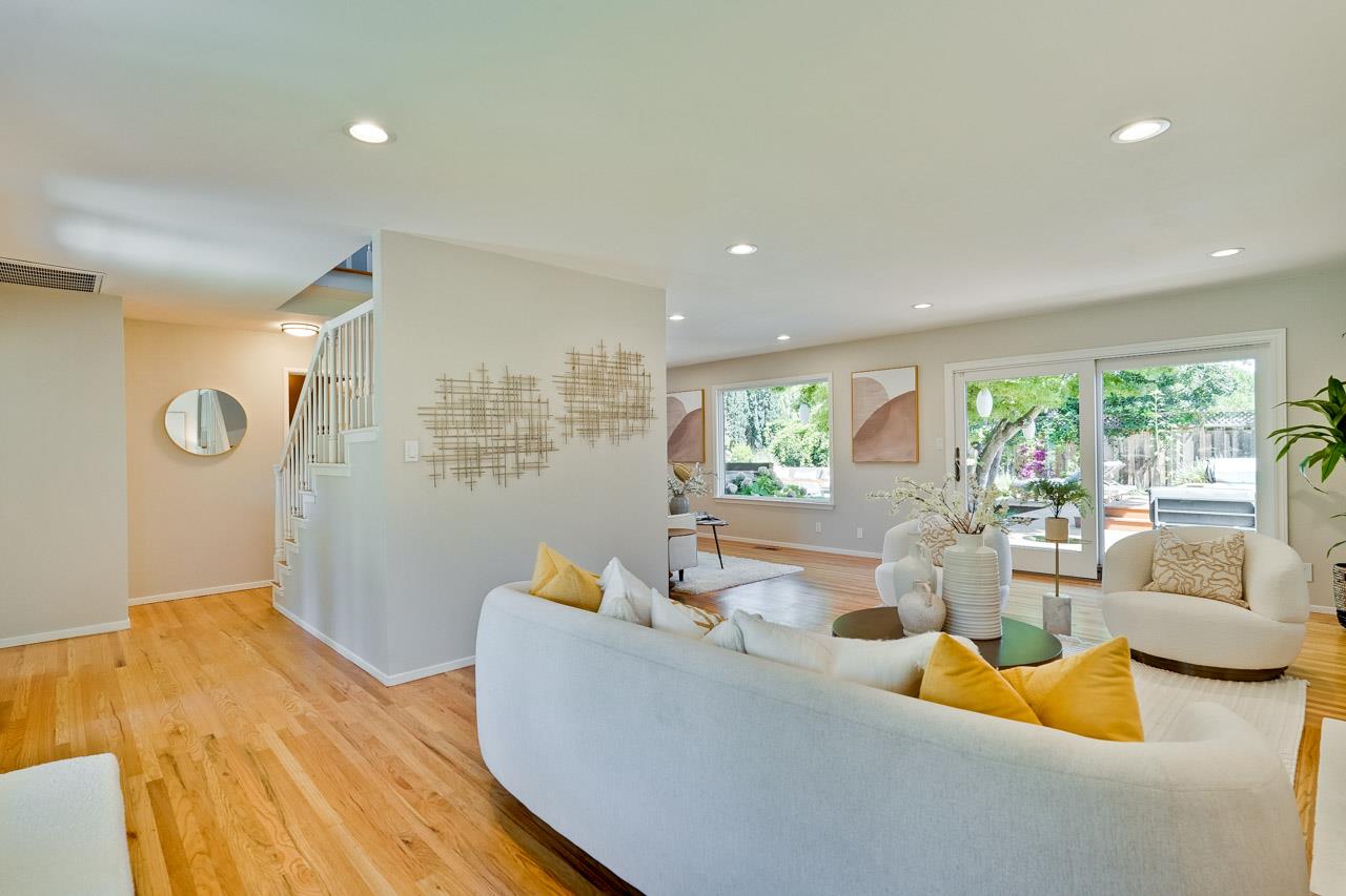 Detail Gallery Image 9 of 80 For 8107 Hyannisport Dr, Cupertino,  CA 95014 - 6 Beds | 3 Baths