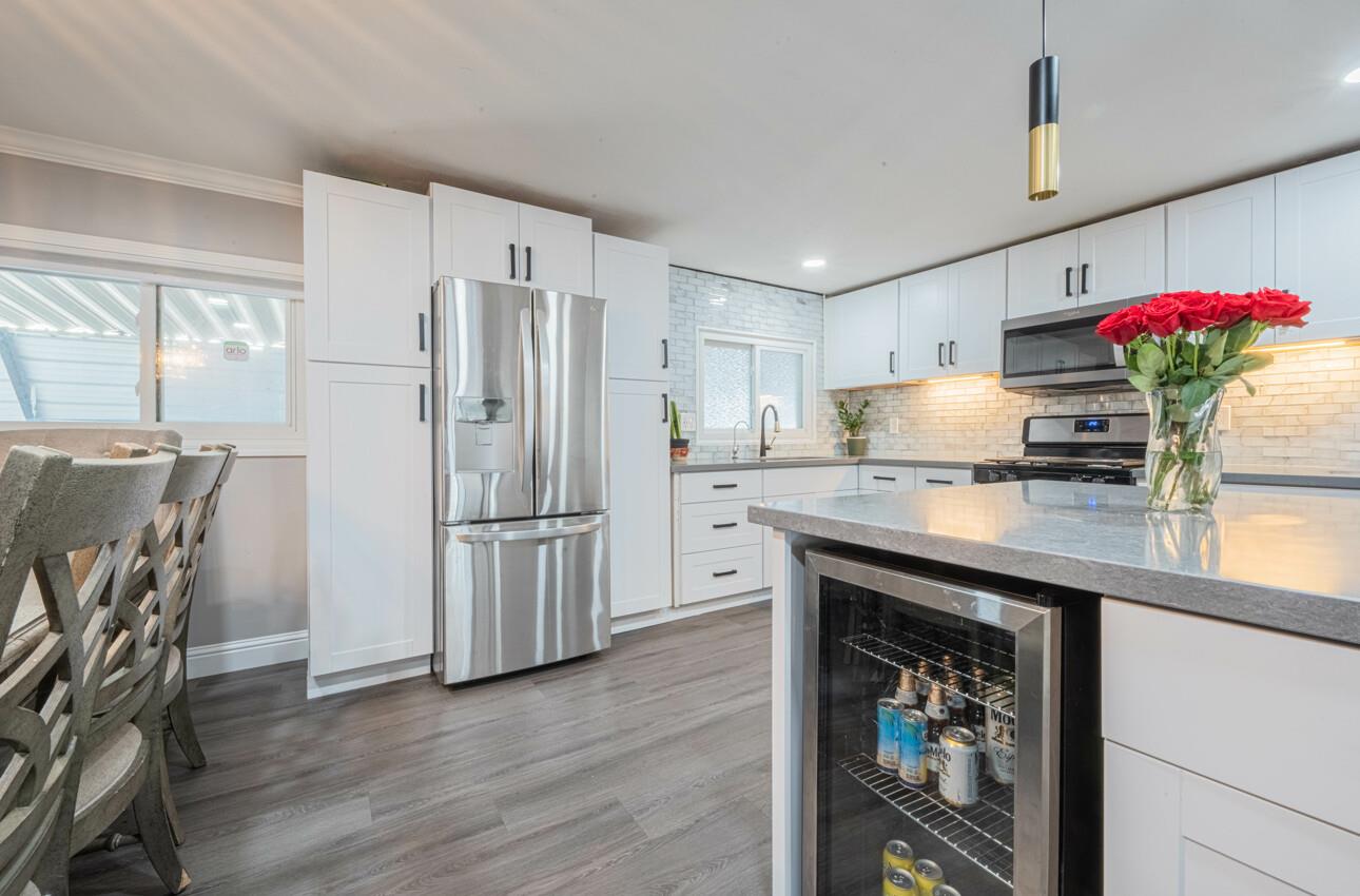 Detail Gallery Image 13 of 38 For 255 E Bolivar St #41,  Salinas,  CA 93906 - 4 Beds | 2 Baths