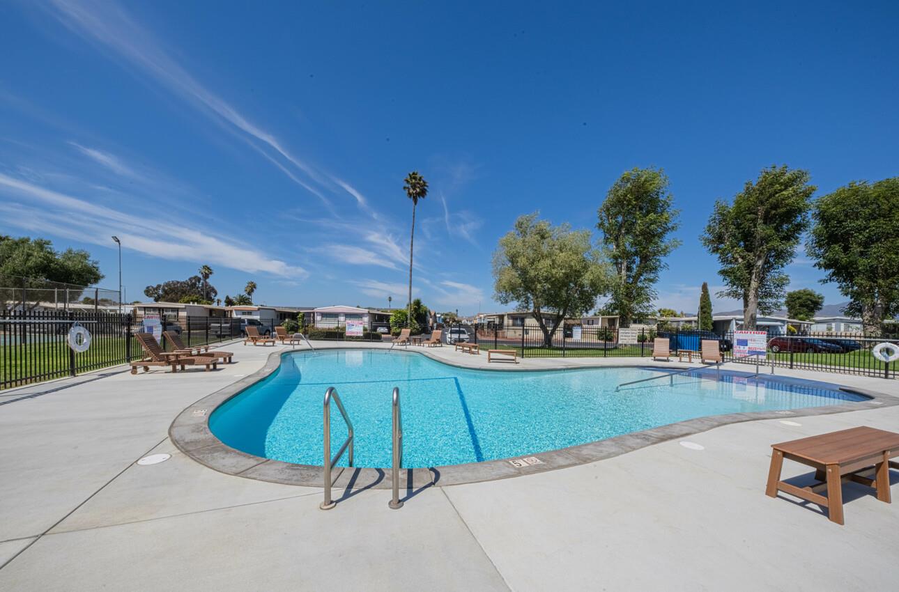 Detail Gallery Image 27 of 38 For 255 E Bolivar St #41,  Salinas,  CA 93906 - 4 Beds | 2 Baths