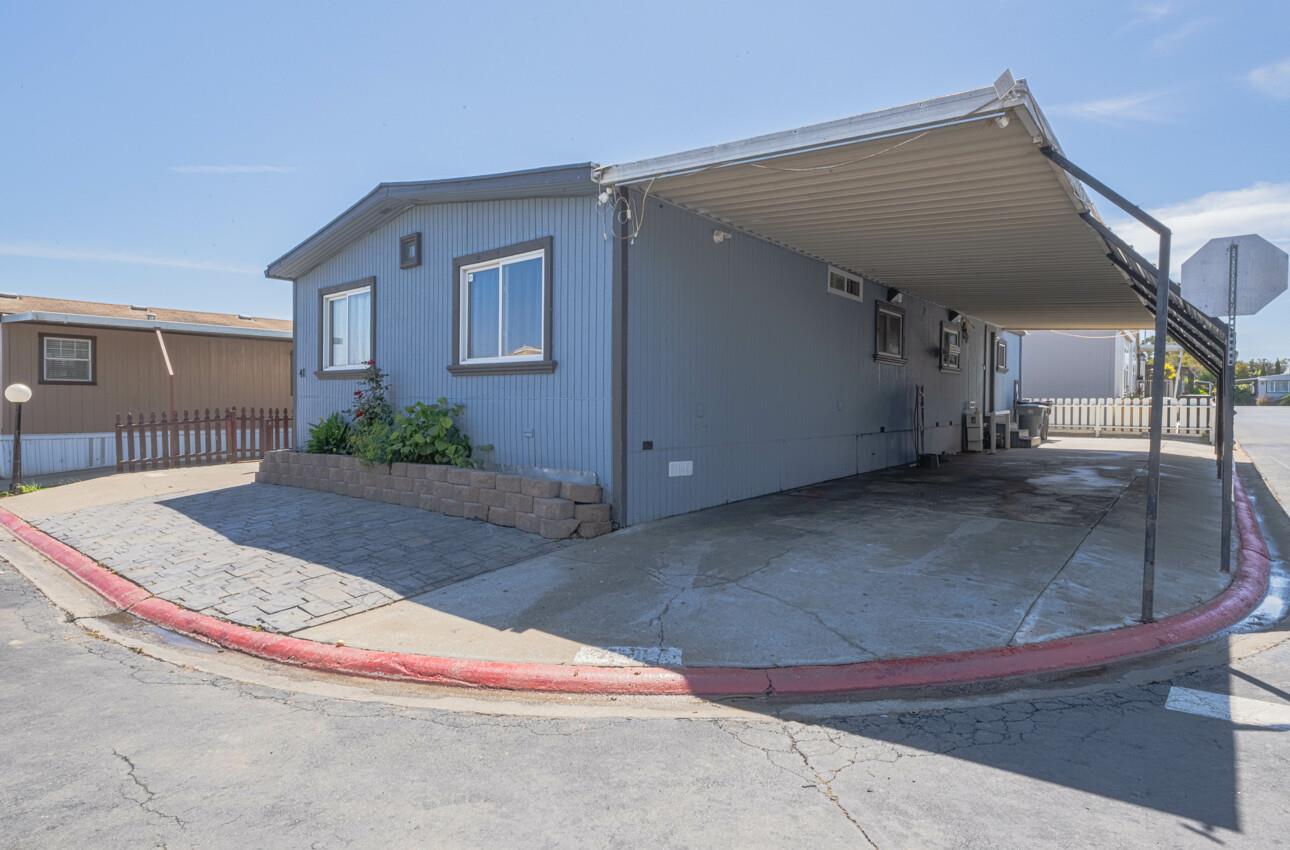 Detail Gallery Image 3 of 38 For 255 E Bolivar St #41,  Salinas,  CA 93906 - 4 Beds | 2 Baths