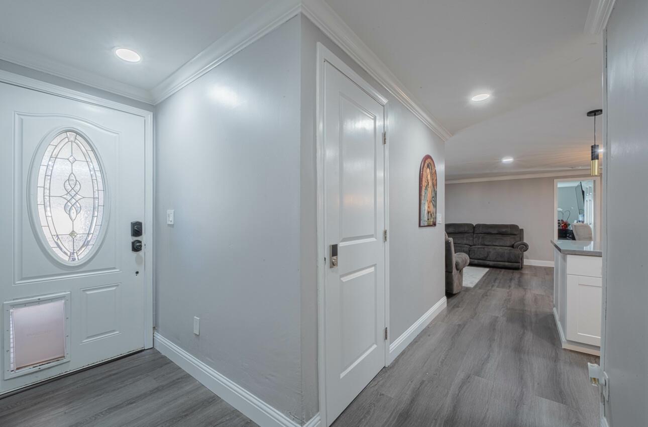 Detail Gallery Image 6 of 38 For 255 E Bolivar St #41,  Salinas,  CA 93906 - 4 Beds | 2 Baths
