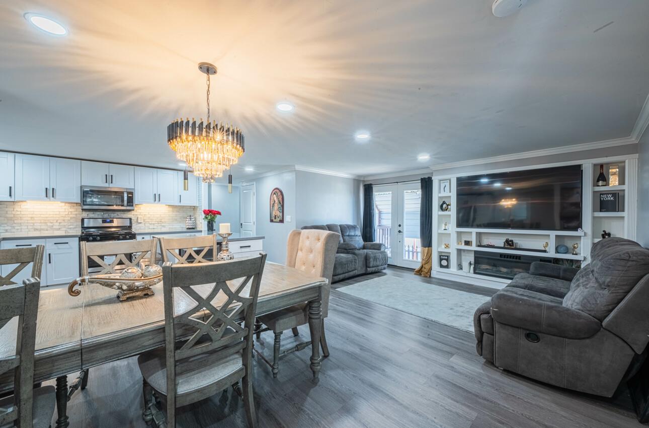 Detail Gallery Image 9 of 38 For 255 E Bolivar St #41,  Salinas,  CA 93906 - 4 Beds | 2 Baths