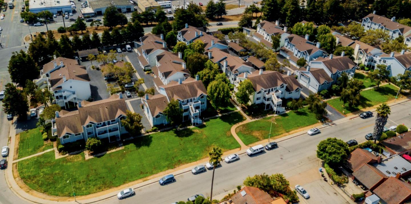 Detail Gallery Image 17 of 23 For 41 Grandview St #702,  Santa Cruz,  CA 95060 - 1 Beds | 1 Baths