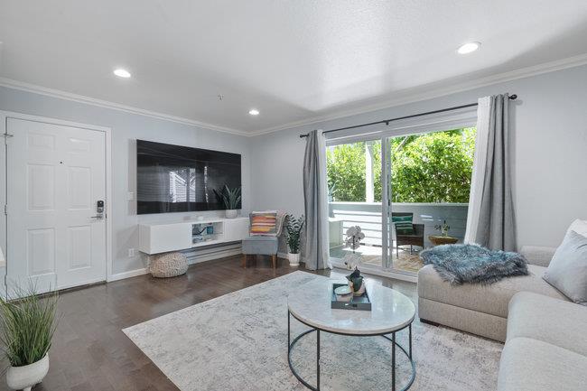Detail Gallery Image 2 of 23 For 41 Grandview St #702,  Santa Cruz,  CA 95060 - 1 Beds | 1 Baths