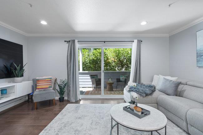 Detail Gallery Image 3 of 23 For 41 Grandview St #702,  Santa Cruz,  CA 95060 - 1 Beds | 1 Baths