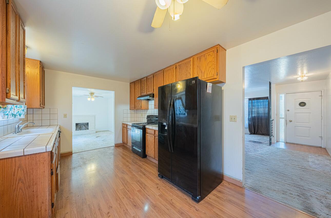 Detail Gallery Image 10 of 32 For 1818 Mingo Ave, Seaside,  CA 93955 - 3 Beds | 2 Baths