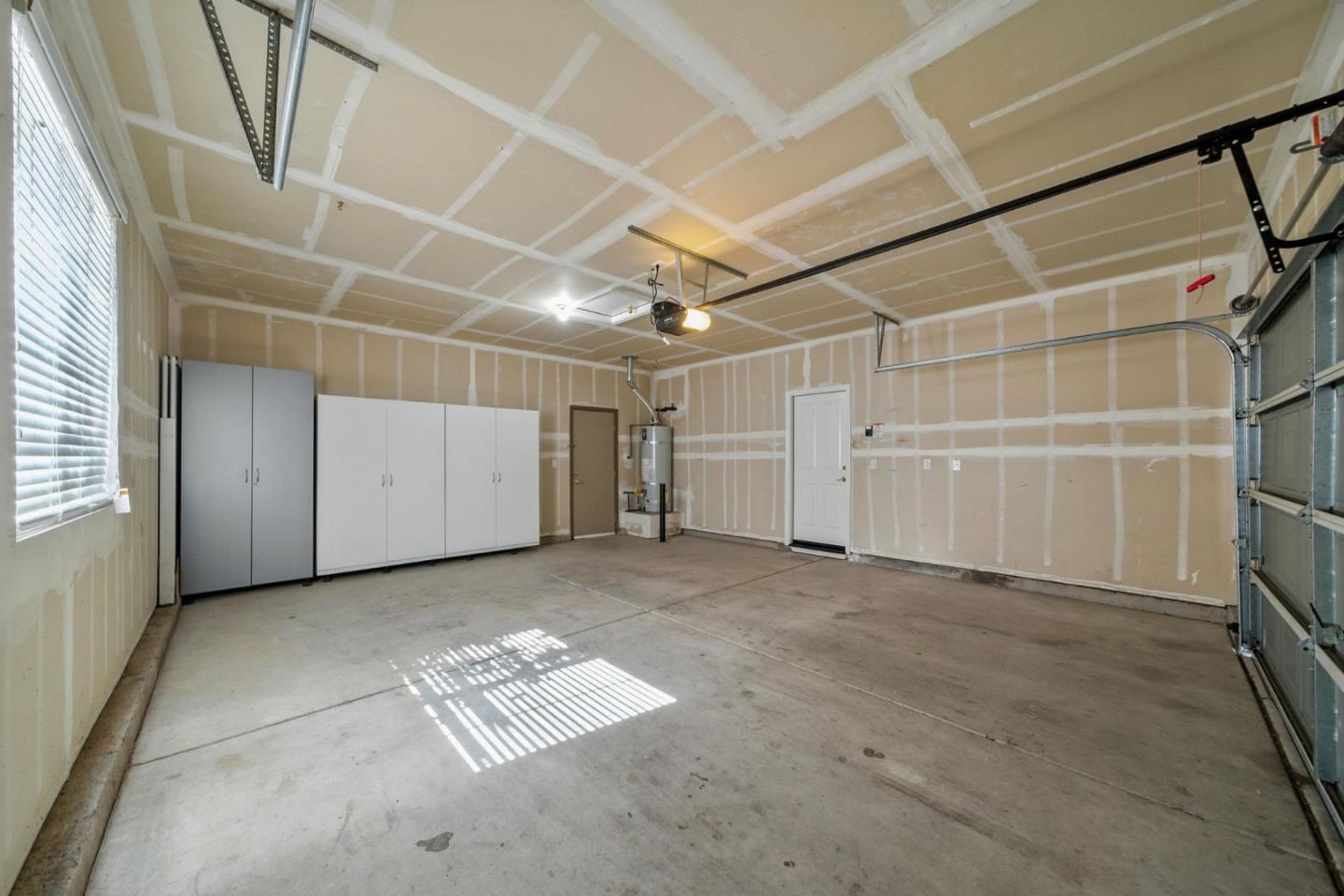 Detail Gallery Image 38 of 38 For 10368 via Cinta Ct, Elk Grove,  CA 95757 - 5 Beds | 3/1 Baths