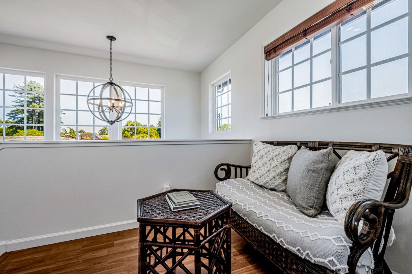 Detail Gallery Image 22 of 32 For 1740 47th Ave, Capitola,  CA 95010 - 3 Beds | 3 Baths