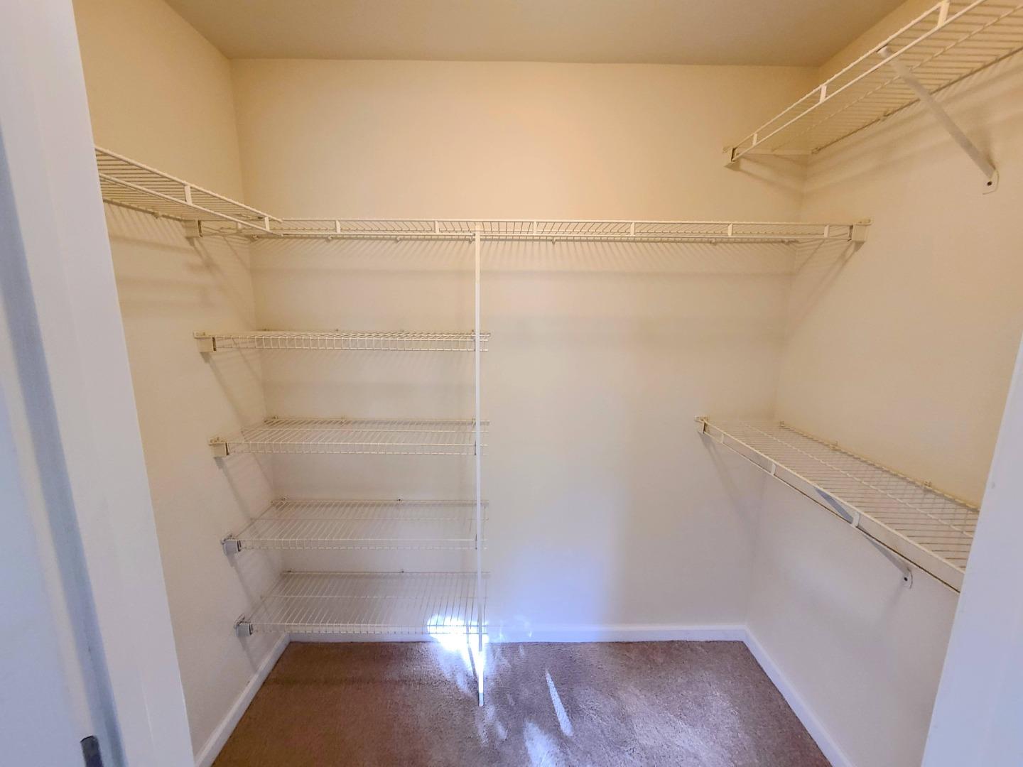 Detail Gallery Image 11 of 22 For 1982 W Bayshore Rd #214,  East Palo Alto,  CA 94303 - 1 Beds | 1 Baths
