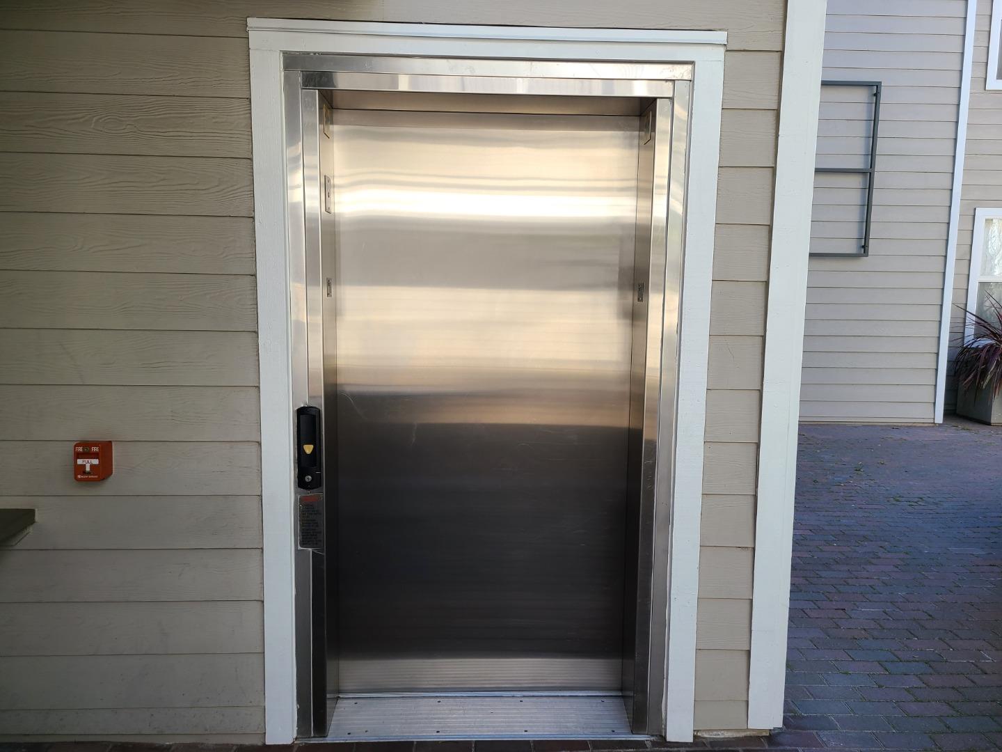 Detail Gallery Image 20 of 22 For 1982 W Bayshore Rd #214,  East Palo Alto,  CA 94303 - 1 Beds | 1 Baths