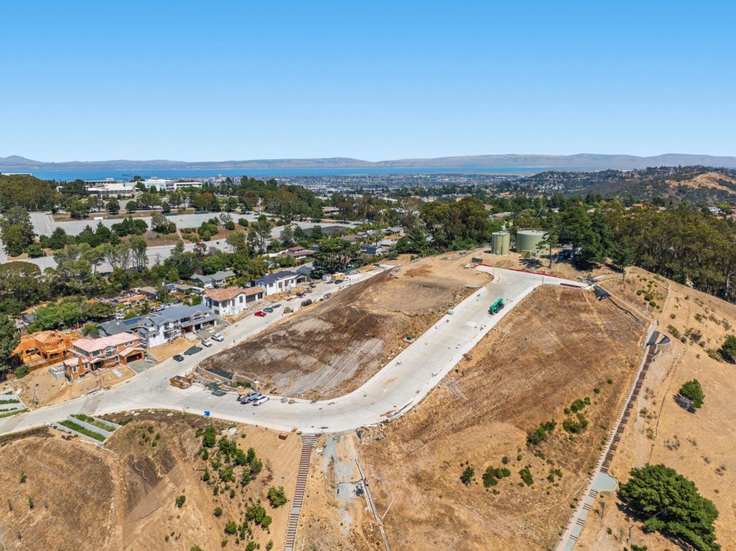 Detail Gallery Image 24 of 41 For 128 Rosewood Lane Ln, San Mateo,  CA 94402 - 4 Beds | 4/1 Baths