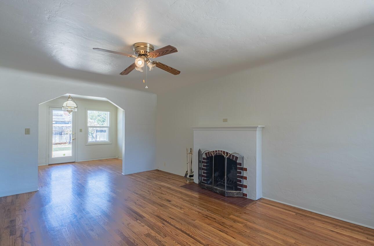 Detail Gallery Image 5 of 23 For 304 Boeing Ave, Salinas,  CA 93906 - 2 Beds | 1 Baths