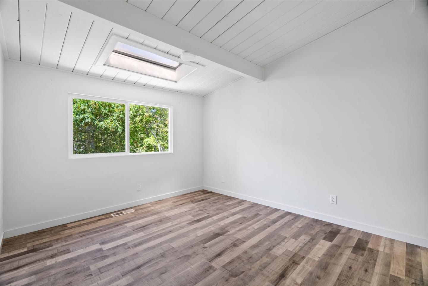 Detail Gallery Image 33 of 39 For 15965 Forest Hill Dr, Boulder Creek,  CA 95006 - 3 Beds | 2 Baths