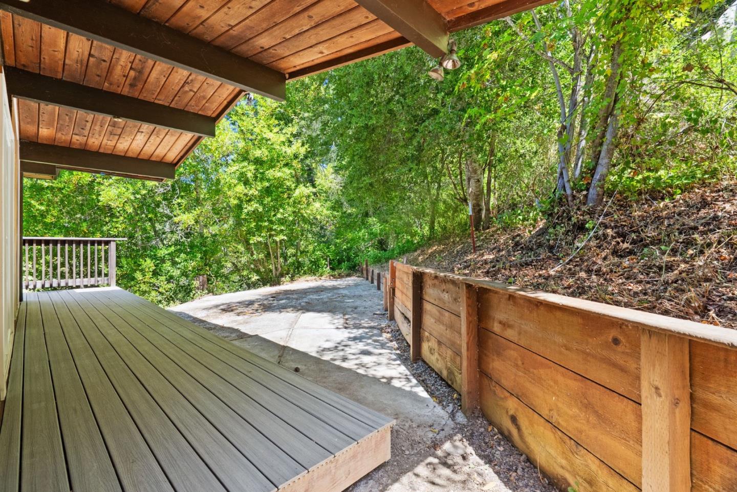 Detail Gallery Image 34 of 39 For 15965 Forest Hill Dr, Boulder Creek,  CA 95006 - 3 Beds | 2 Baths