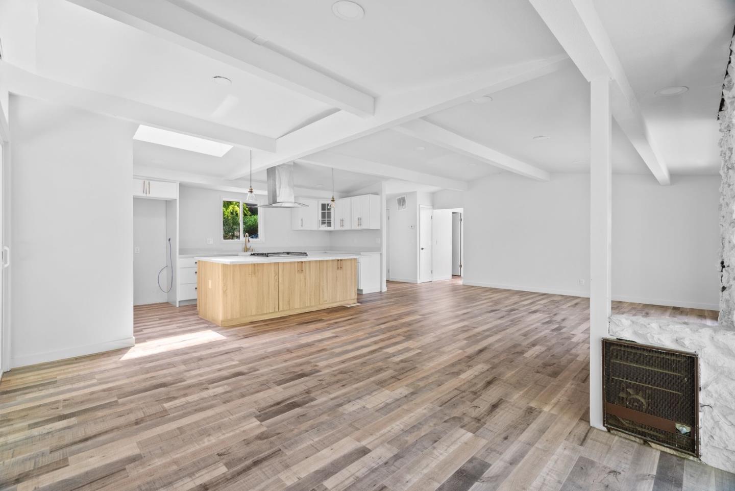 Detail Gallery Image 6 of 39 For 15965 Forest Hill Dr, Boulder Creek,  CA 95006 - 3 Beds | 2 Baths