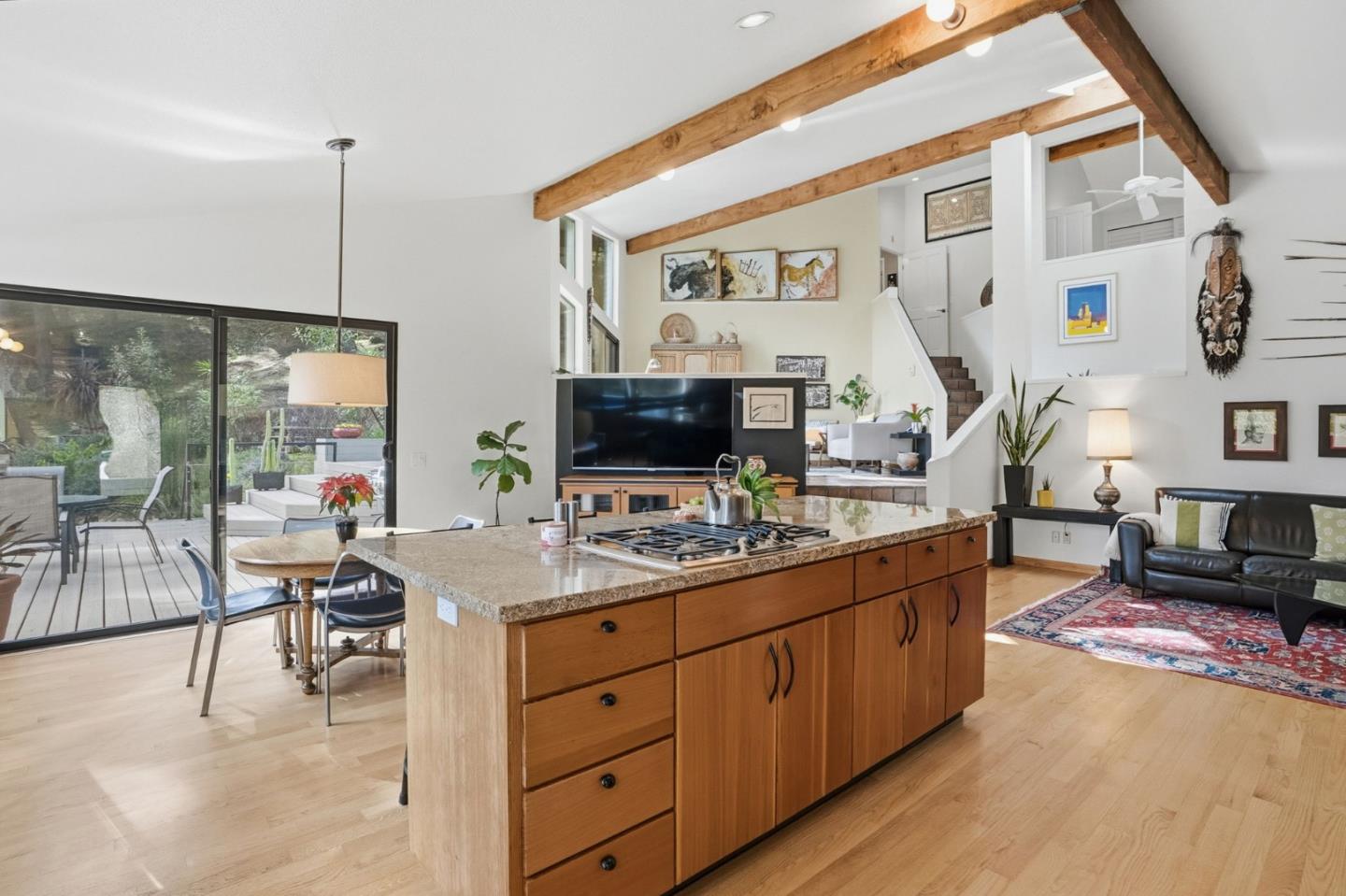 Detail Gallery Image 14 of 41 For 19118 Old Vineyard Rd, Los Gatos,  CA 95033 - 3 Beds | 2/1 Baths