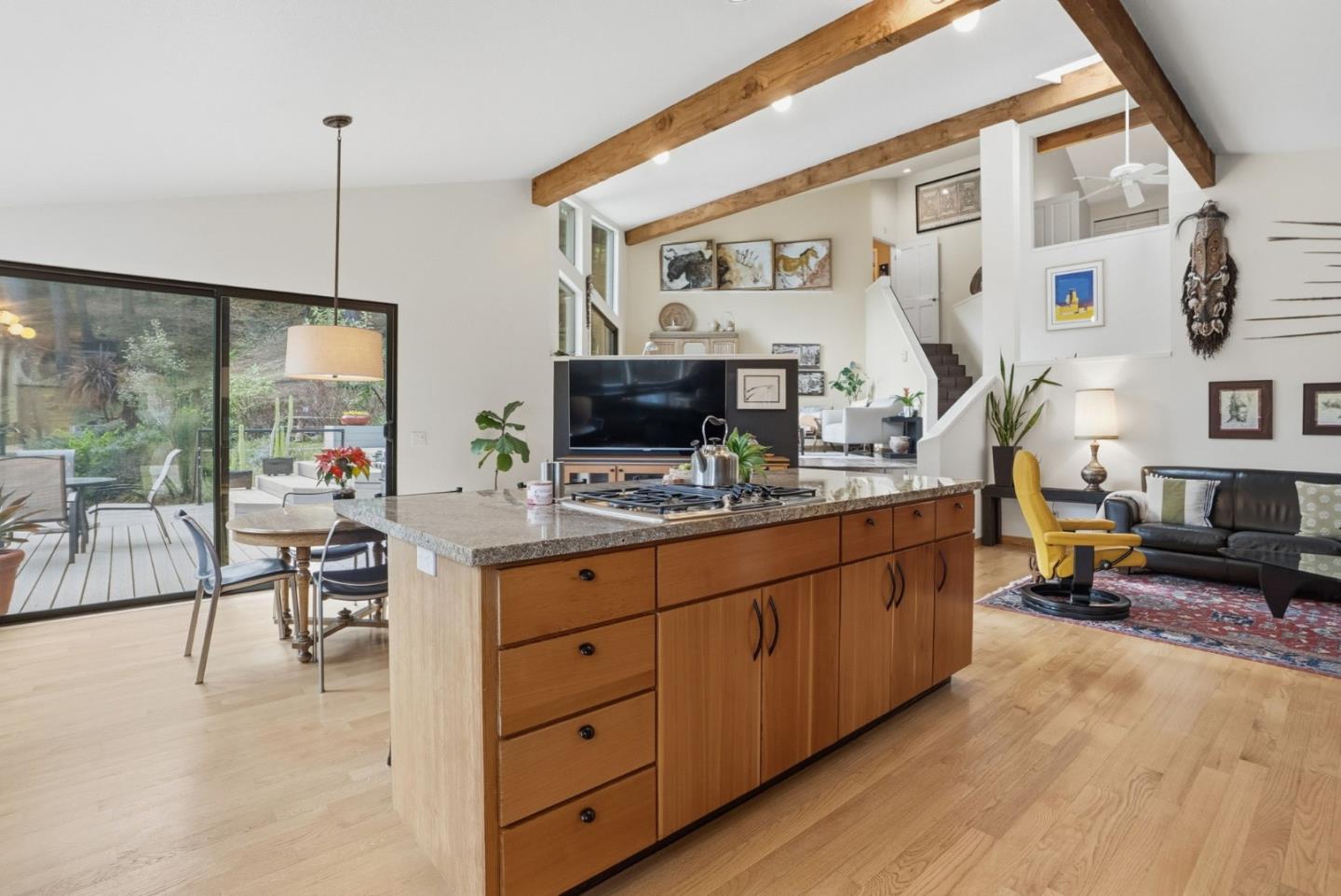 Detail Gallery Image 18 of 41 For 19118 Old Vineyard Rd, Los Gatos,  CA 95033 - 3 Beds | 2/1 Baths