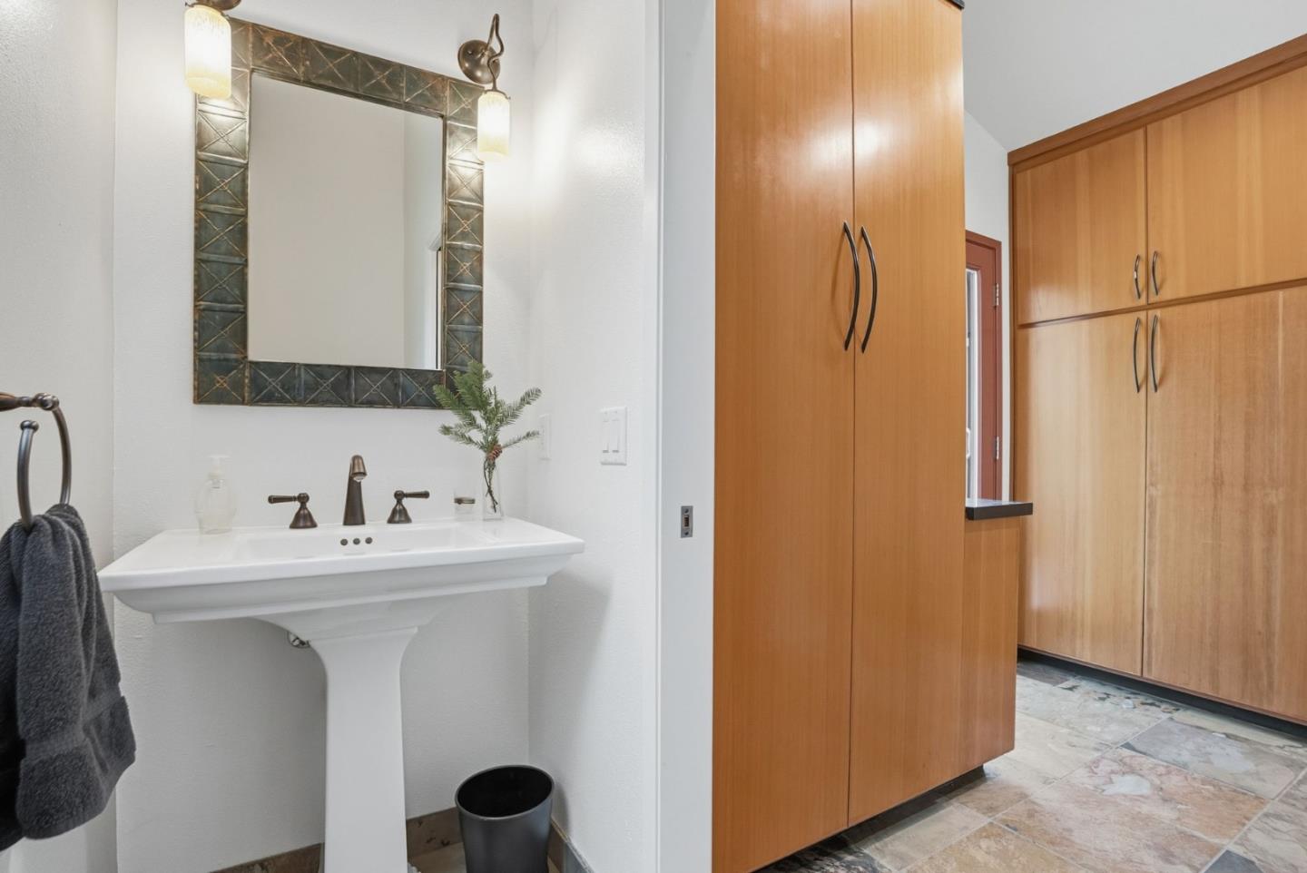 Detail Gallery Image 32 of 41 For 19118 Old Vineyard Rd, Los Gatos,  CA 95033 - 3 Beds | 2/1 Baths