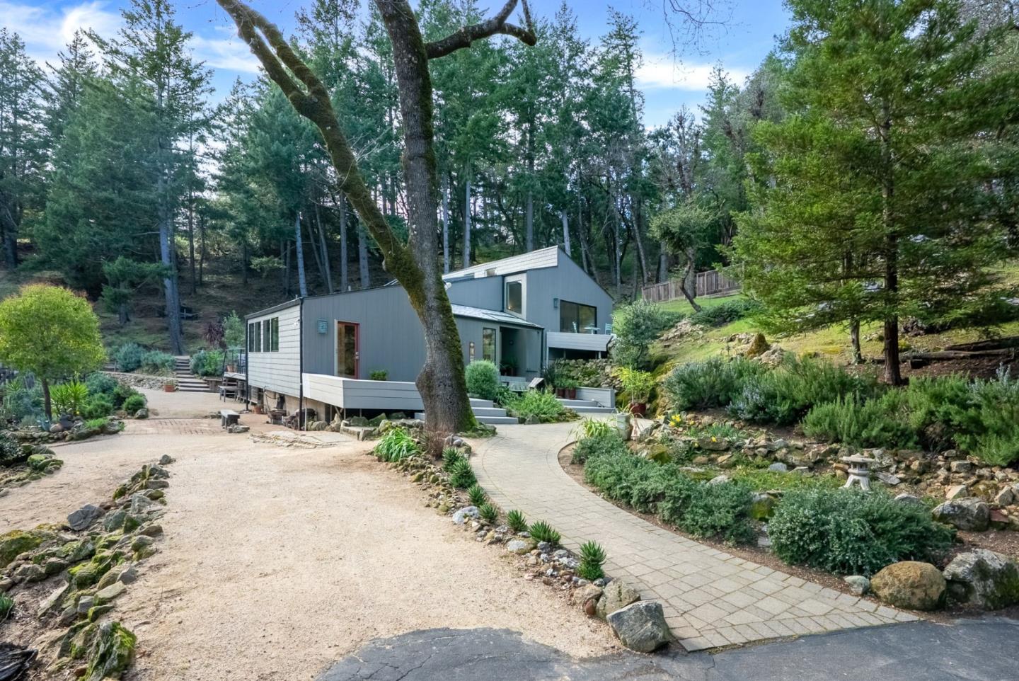 Detail Gallery Image 38 of 41 For 19118 Old Vineyard Rd, Los Gatos,  CA 95033 - 3 Beds | 2/1 Baths