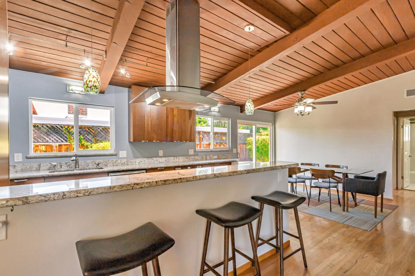 Detail Gallery Image 14 of 43 For 315 Anna Ave, Mountain View,  CA 94043 - 4 Beds | 2 Baths