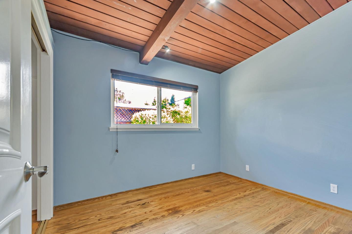 Detail Gallery Image 20 of 43 For 315 Anna Ave, Mountain View,  CA 94043 - 4 Beds | 2 Baths