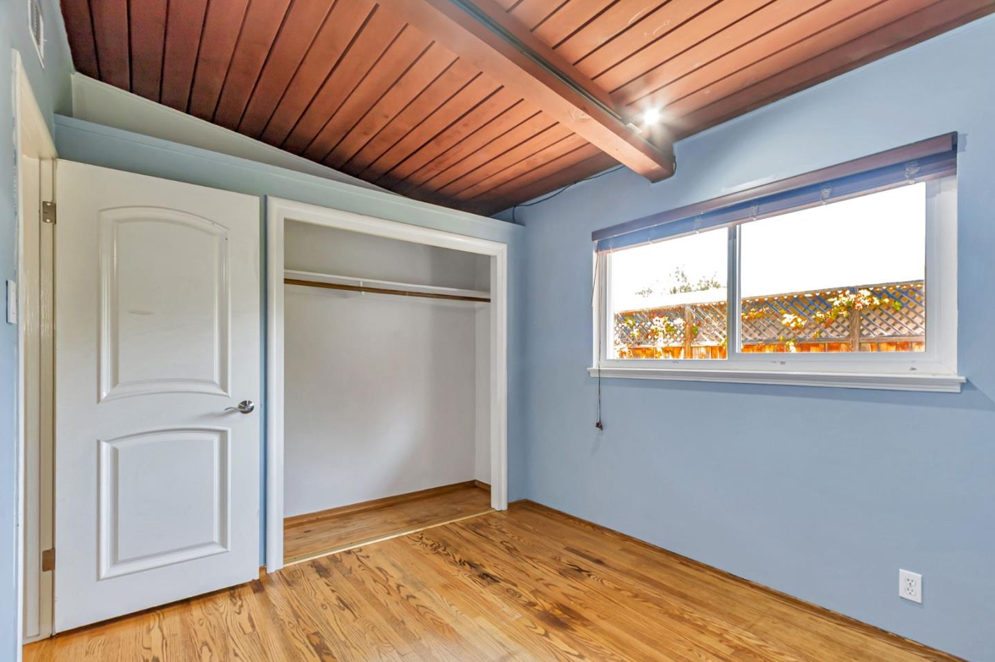 Detail Gallery Image 21 of 43 For 315 Anna Ave, Mountain View,  CA 94043 - 4 Beds | 2 Baths