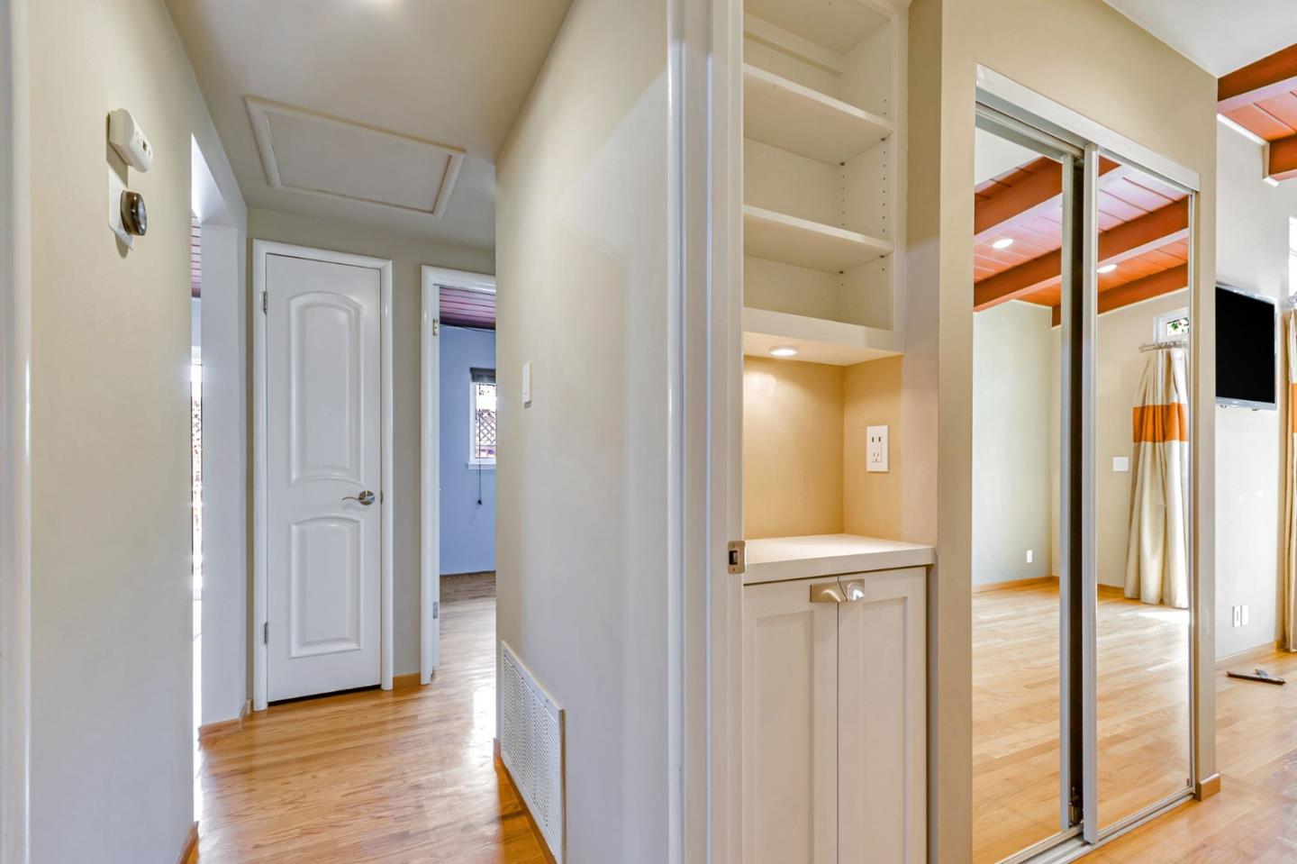 Detail Gallery Image 23 of 43 For 315 Anna Ave, Mountain View,  CA 94043 - 4 Beds | 2 Baths