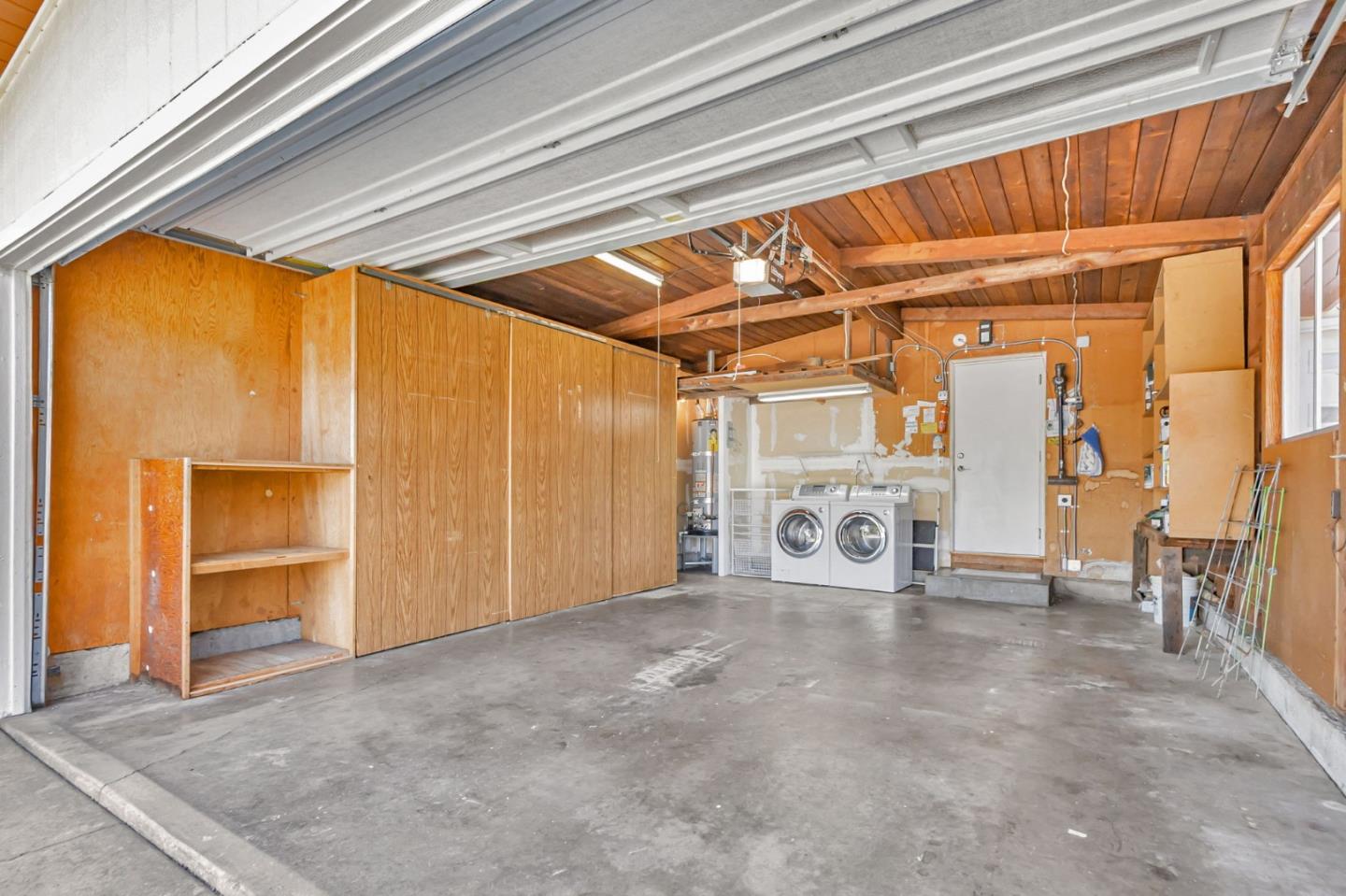 Detail Gallery Image 34 of 43 For 315 Anna Ave, Mountain View,  CA 94043 - 4 Beds | 2 Baths