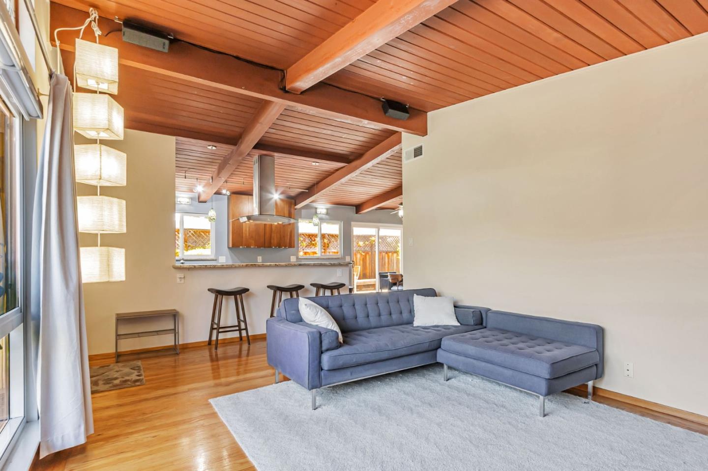 Detail Gallery Image 9 of 43 For 315 Anna Ave, Mountain View,  CA 94043 - 4 Beds | 2 Baths