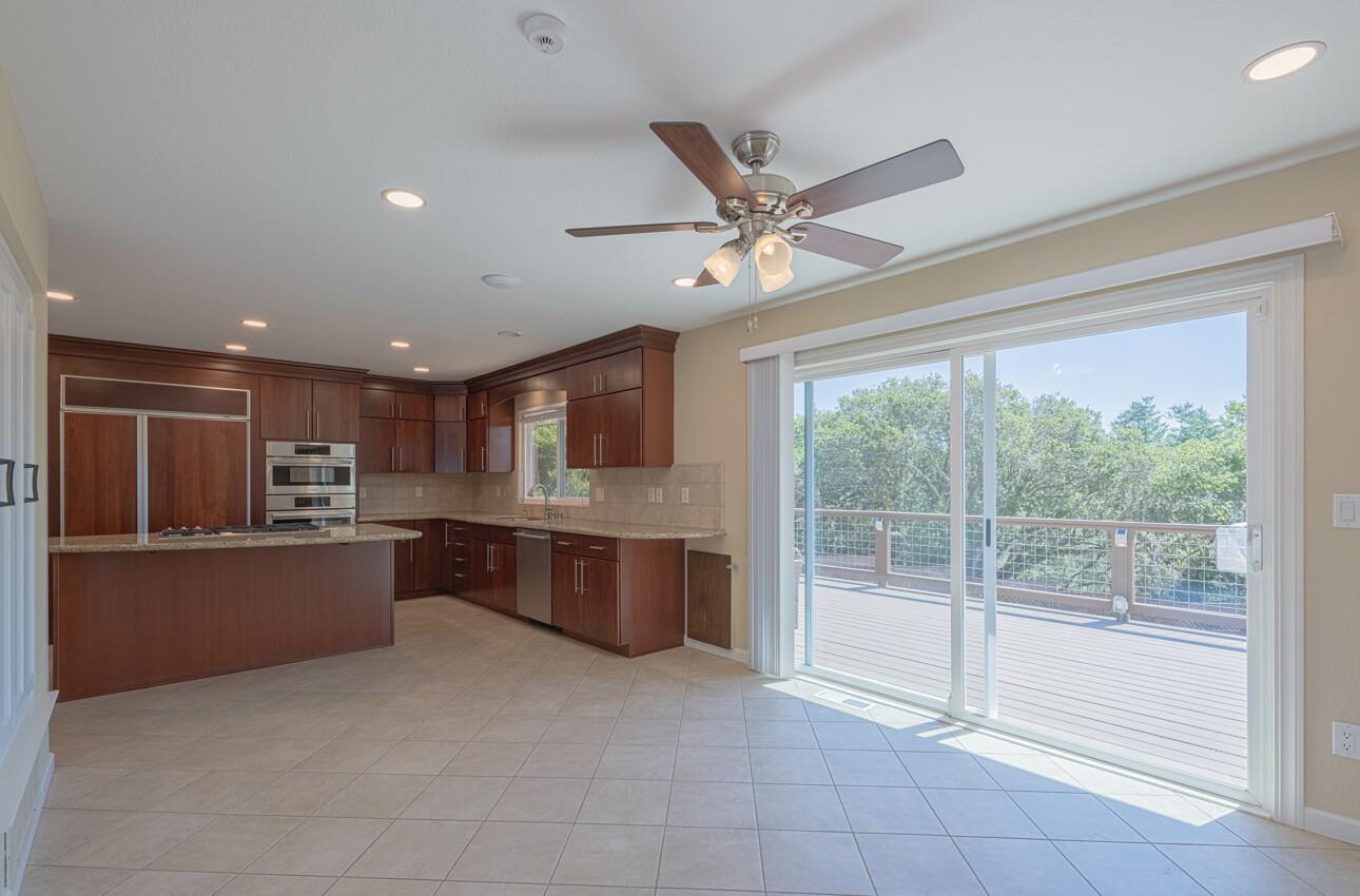 Detail Gallery Image 13 of 60 For 19608 Brentwood Ct, Salinas,  CA 93907 - 3 Beds | 2/1 Baths
