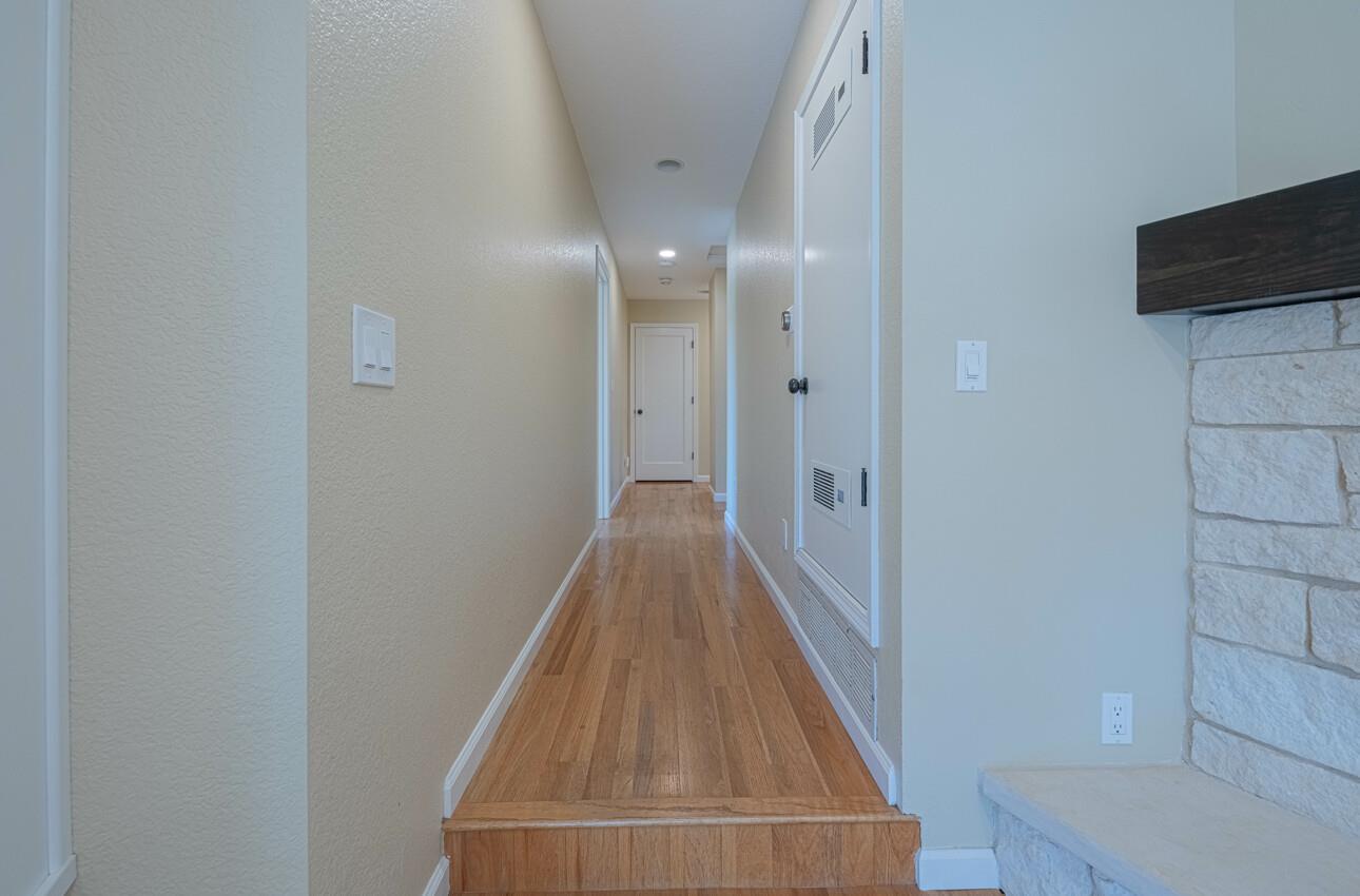 Detail Gallery Image 21 of 60 For 19608 Brentwood Ct, Salinas,  CA 93907 - 3 Beds | 2/1 Baths