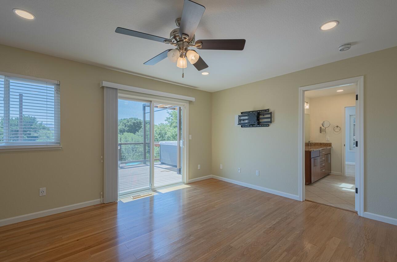 Detail Gallery Image 24 of 60 For 19608 Brentwood Ct, Salinas,  CA 93907 - 3 Beds | 2/1 Baths