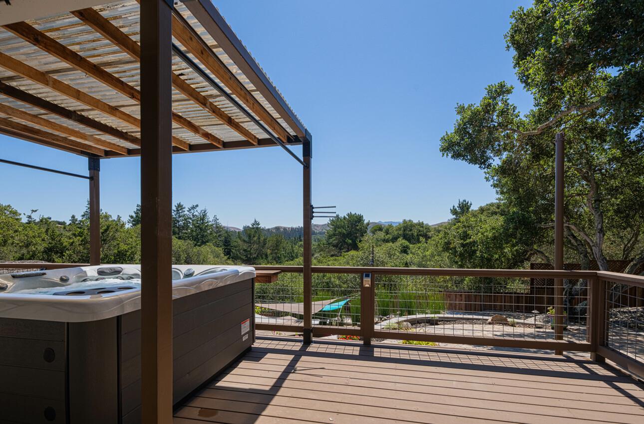 Detail Gallery Image 34 of 60 For 19608 Brentwood Ct, Salinas,  CA 93907 - 3 Beds | 2/1 Baths