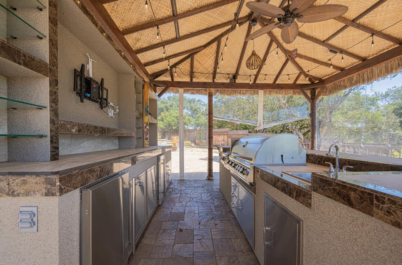 Detail Gallery Image 51 of 60 For 19608 Brentwood Ct, Salinas,  CA 93907 - 3 Beds | 2/1 Baths