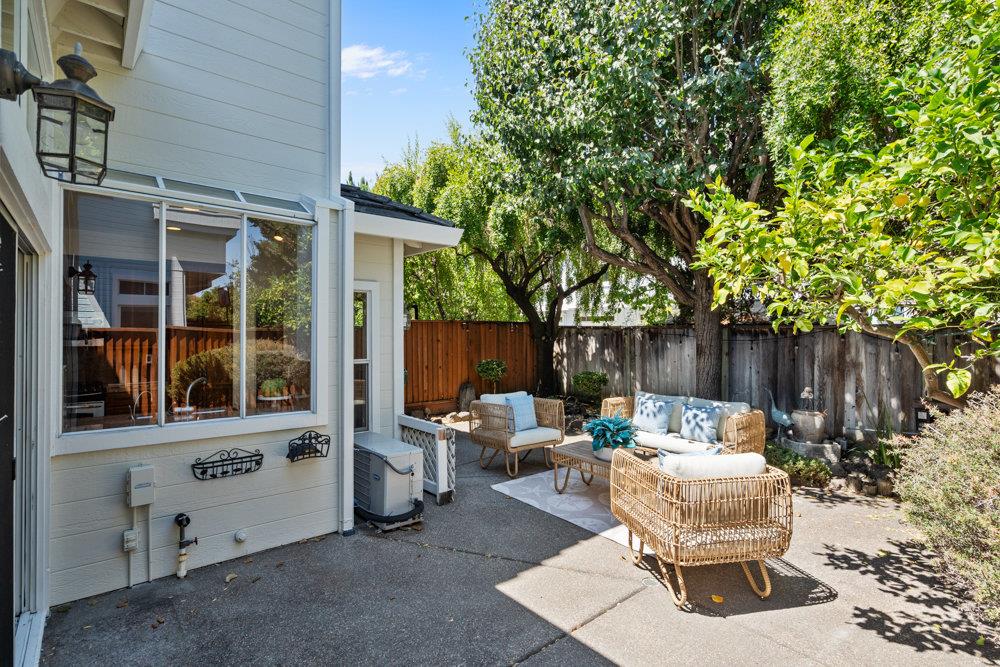 Detail Gallery Image 37 of 47 For 5445 Ontario Cmn, Fremont,  CA 94555 - 2 Beds | 2/1 Baths