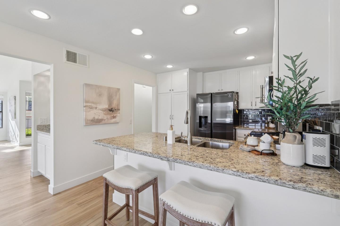 Detail Gallery Image 16 of 43 For 3107 Camino Del Arco, Carlsbad,  CA 92009 - 3 Beds | 2 Baths