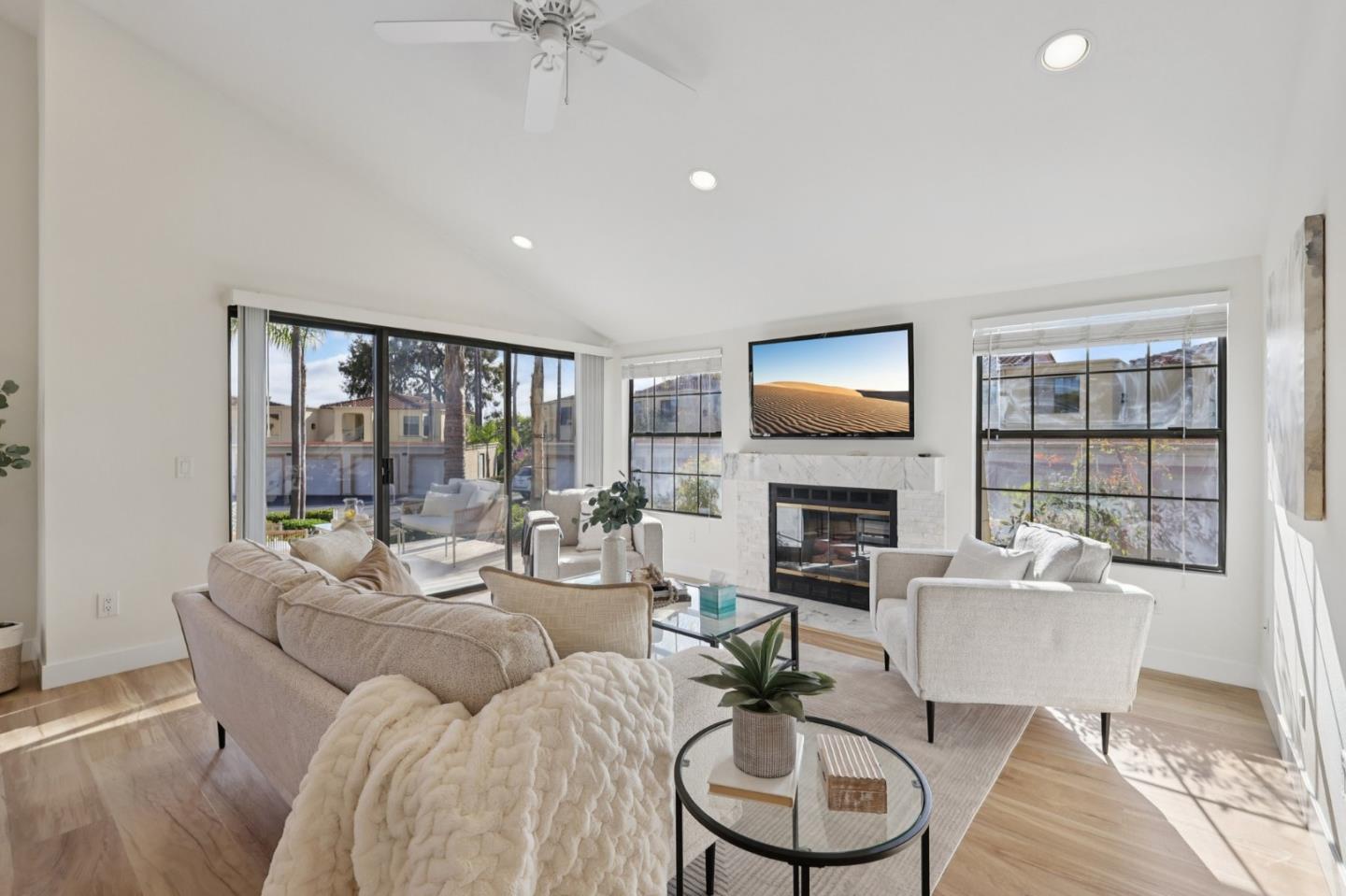 Detail Gallery Image 5 of 43 For 3107 Camino Del Arco, Carlsbad,  CA 92009 - 3 Beds | 2 Baths