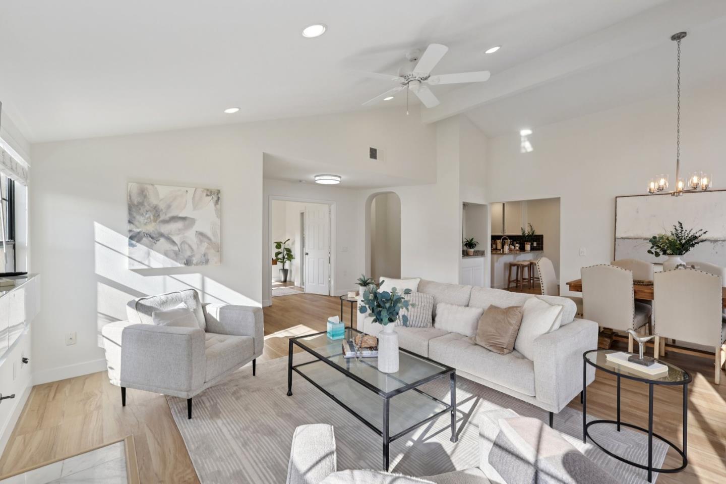 Detail Gallery Image 7 of 43 For 3107 Camino Del Arco, Carlsbad,  CA 92009 - 3 Beds | 2 Baths