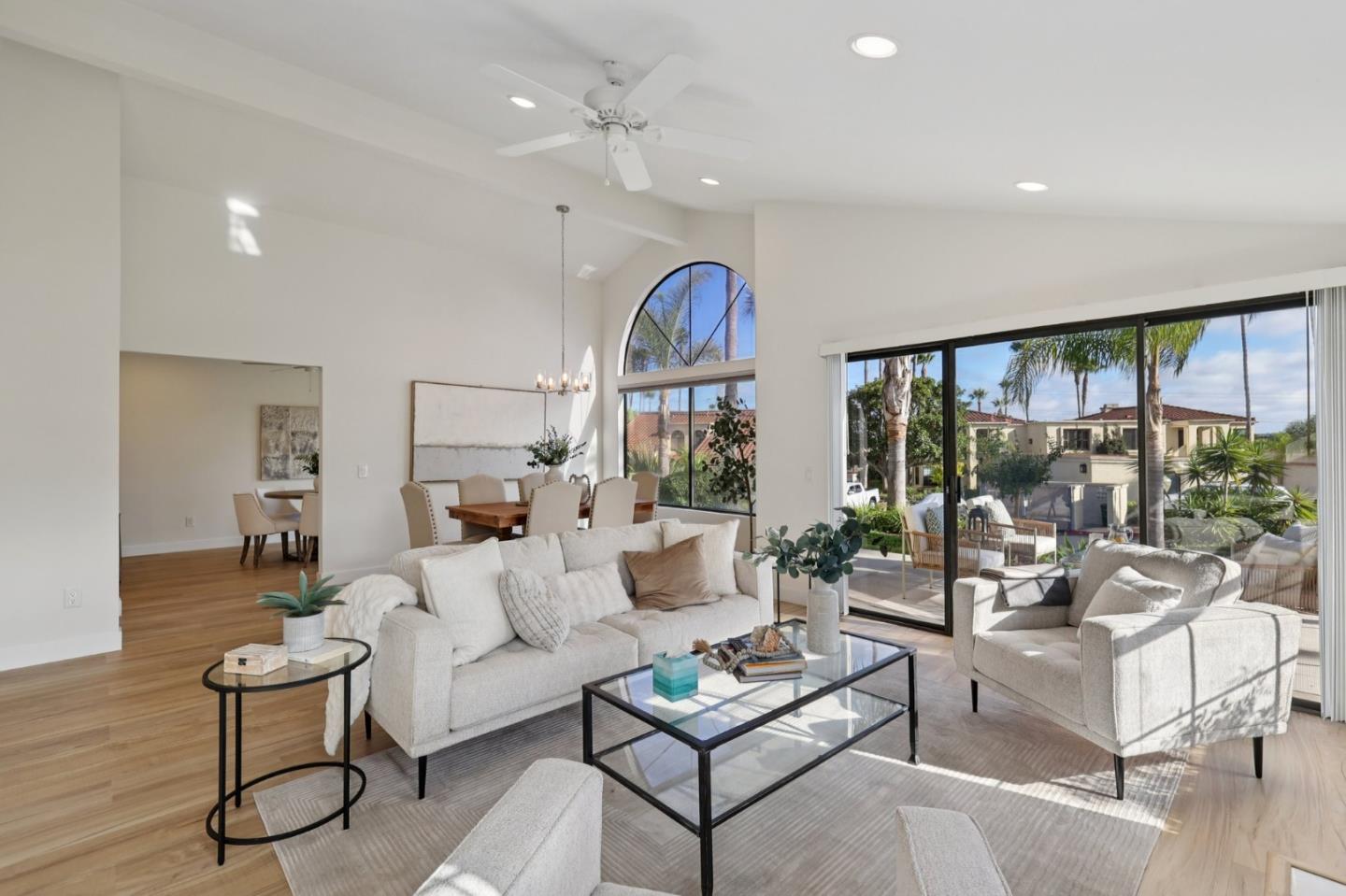 Detail Gallery Image 8 of 43 For 3107 Camino Del Arco, Carlsbad,  CA 92009 - 3 Beds | 2 Baths