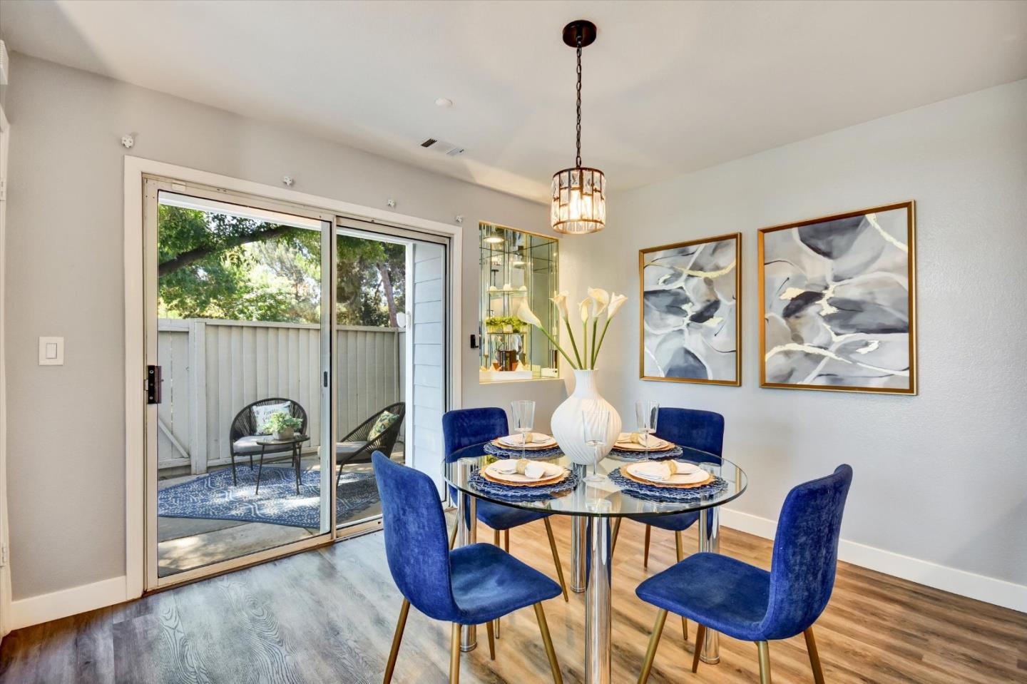 Detail Gallery Image 13 of 33 For 150 Yasou Demas Way, San Jose,  CA 95119 - 3 Beds | 3 Baths