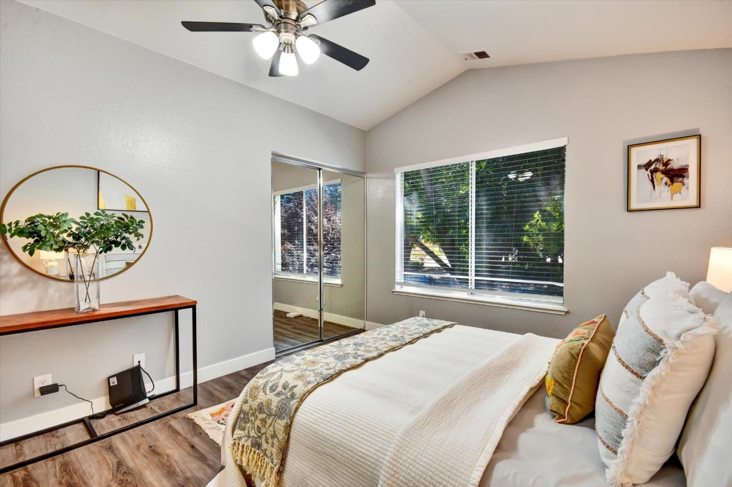 Detail Gallery Image 16 of 33 For 150 Yasou Demas Way, San Jose,  CA 95119 - 3 Beds | 3 Baths