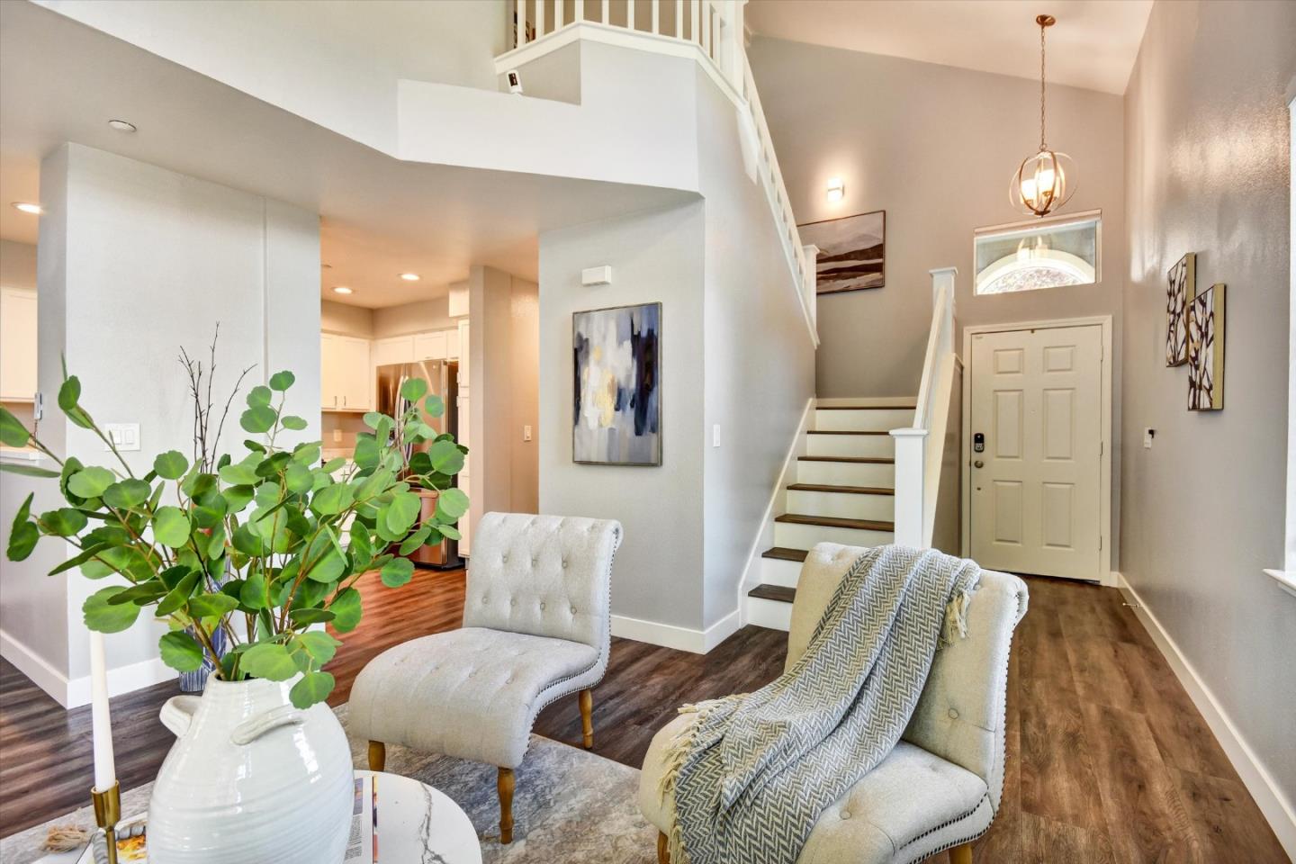 Detail Gallery Image 6 of 33 For 150 Yasou Demas Way, San Jose,  CA 95119 - 3 Beds | 3 Baths