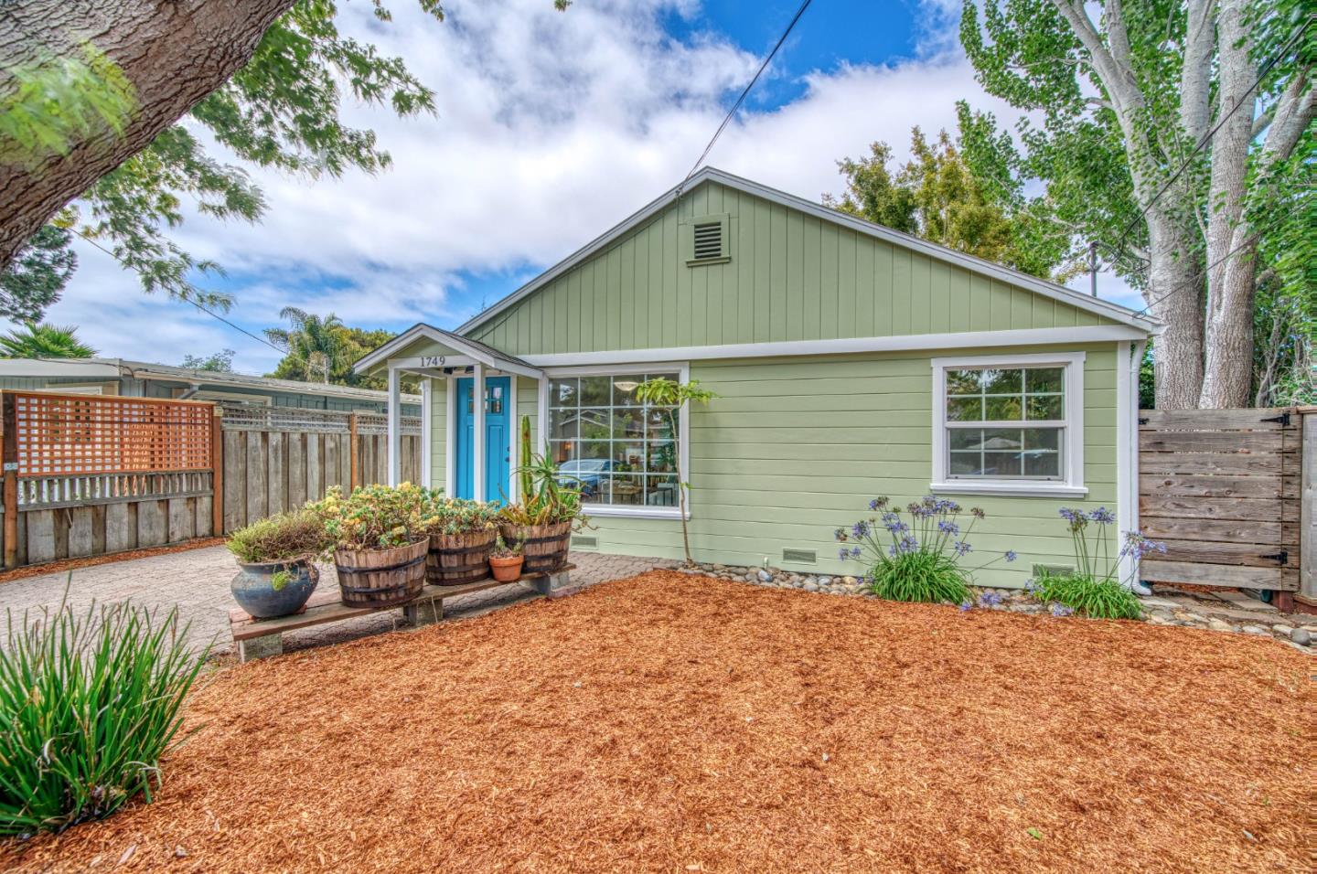 Detail Gallery Image 20 of 37 For 1749 43rd Ave, Capitola,  CA 95010 - 2 Beds | 1 Baths