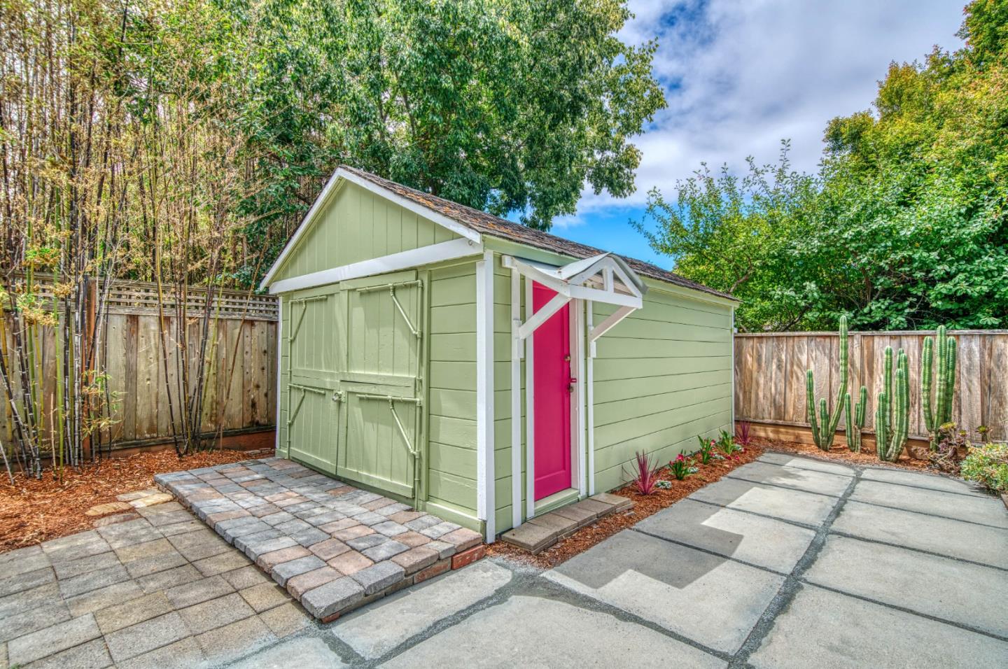 Detail Gallery Image 25 of 37 For 1749 43rd Ave, Capitola,  CA 95010 - 2 Beds | 1 Baths